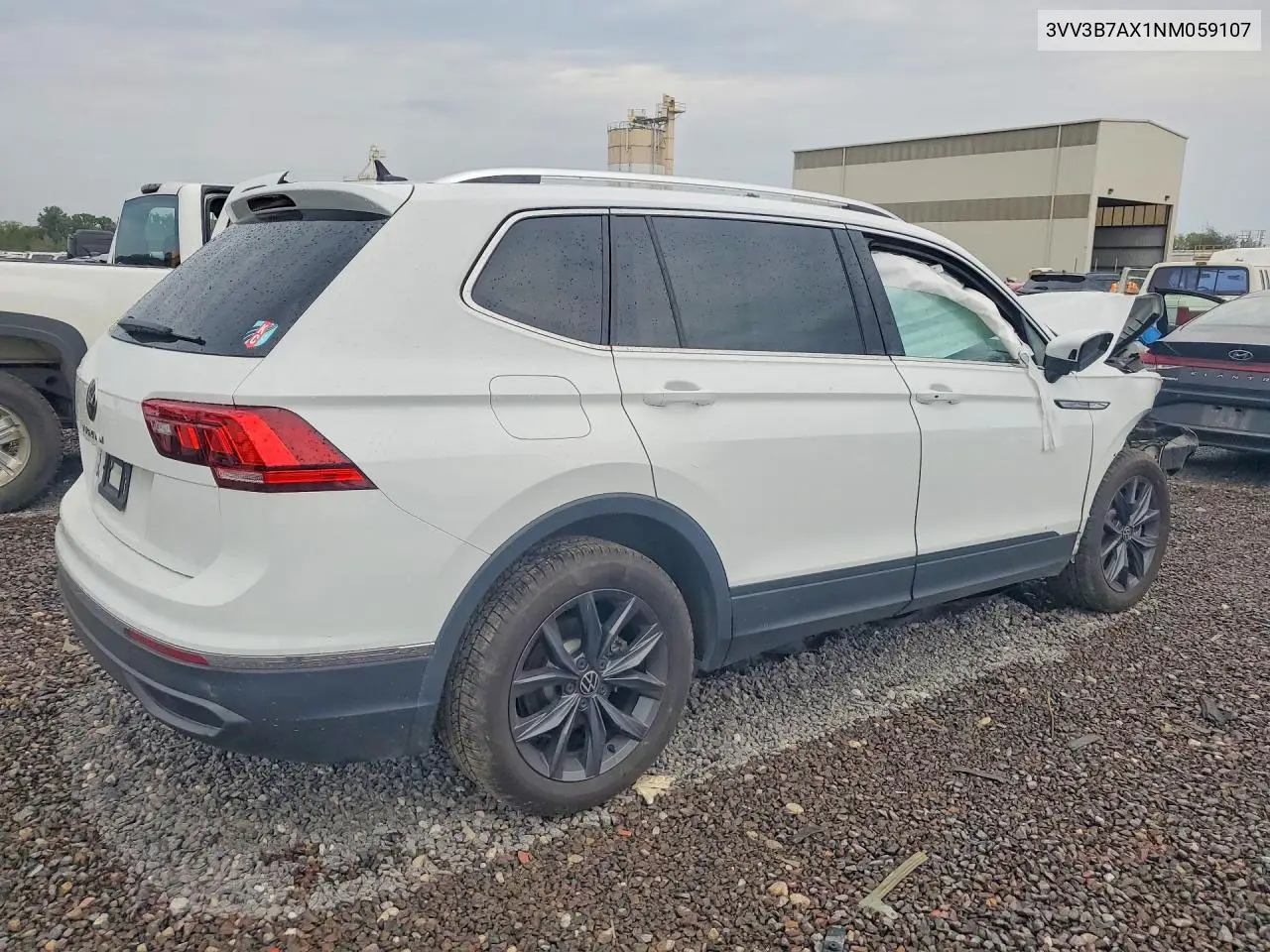 2022 VOLKSWAGEN TIGUAN VIN 3VV3B7AX1NM059107 — фото 3