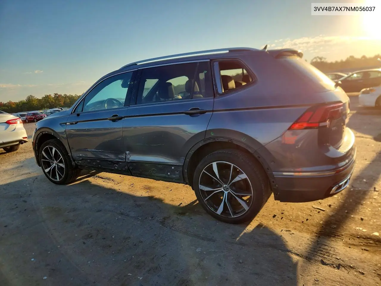 2022 VOLKSWAGEN TIGUAN VIN 3VV4B7AX7NM056037 — фото 2