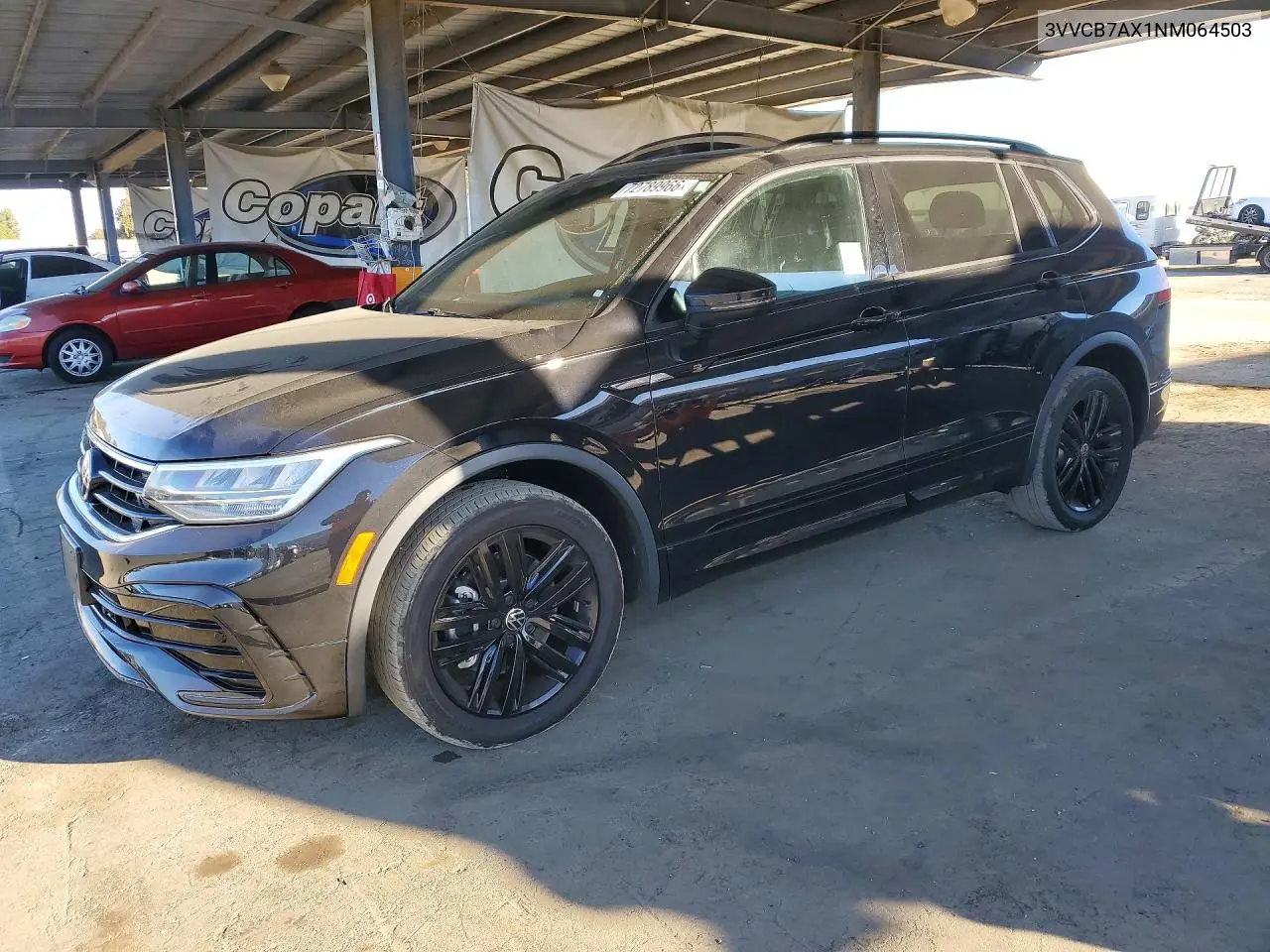 VOLKSWAGEN TIGUAN 2022, VIN 3VVCB7AX1NM064503