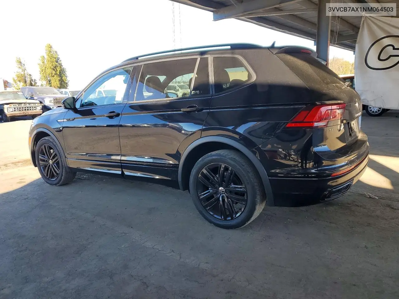 2022 VOLKSWAGEN TIGUAN VIN 3VVCB7AX1NM064503 — фото 2
