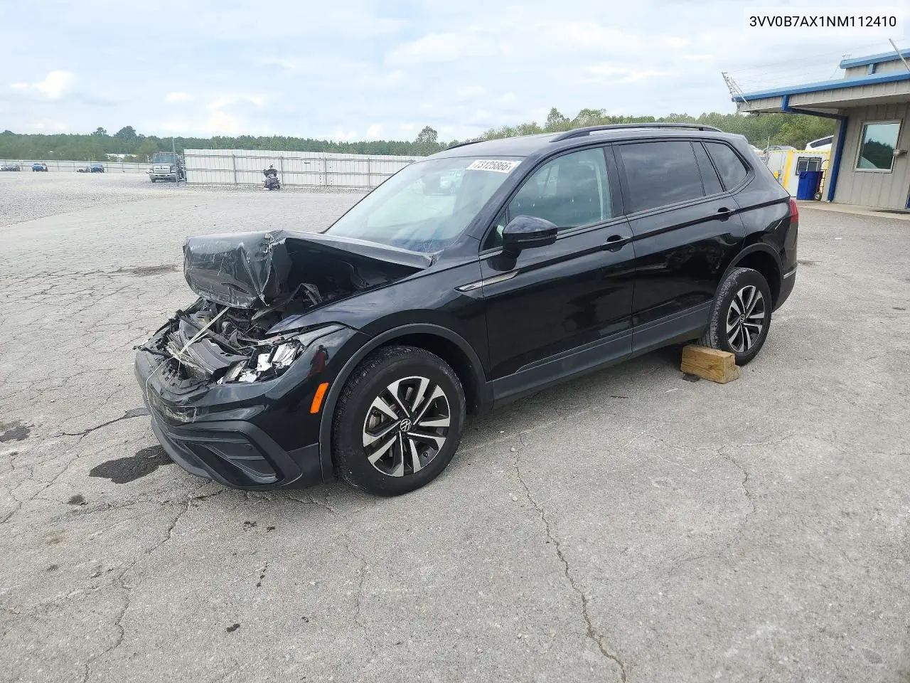 VOLKSWAGEN TIGUAN 2022, VIN 3VV0B7AX1NM112410