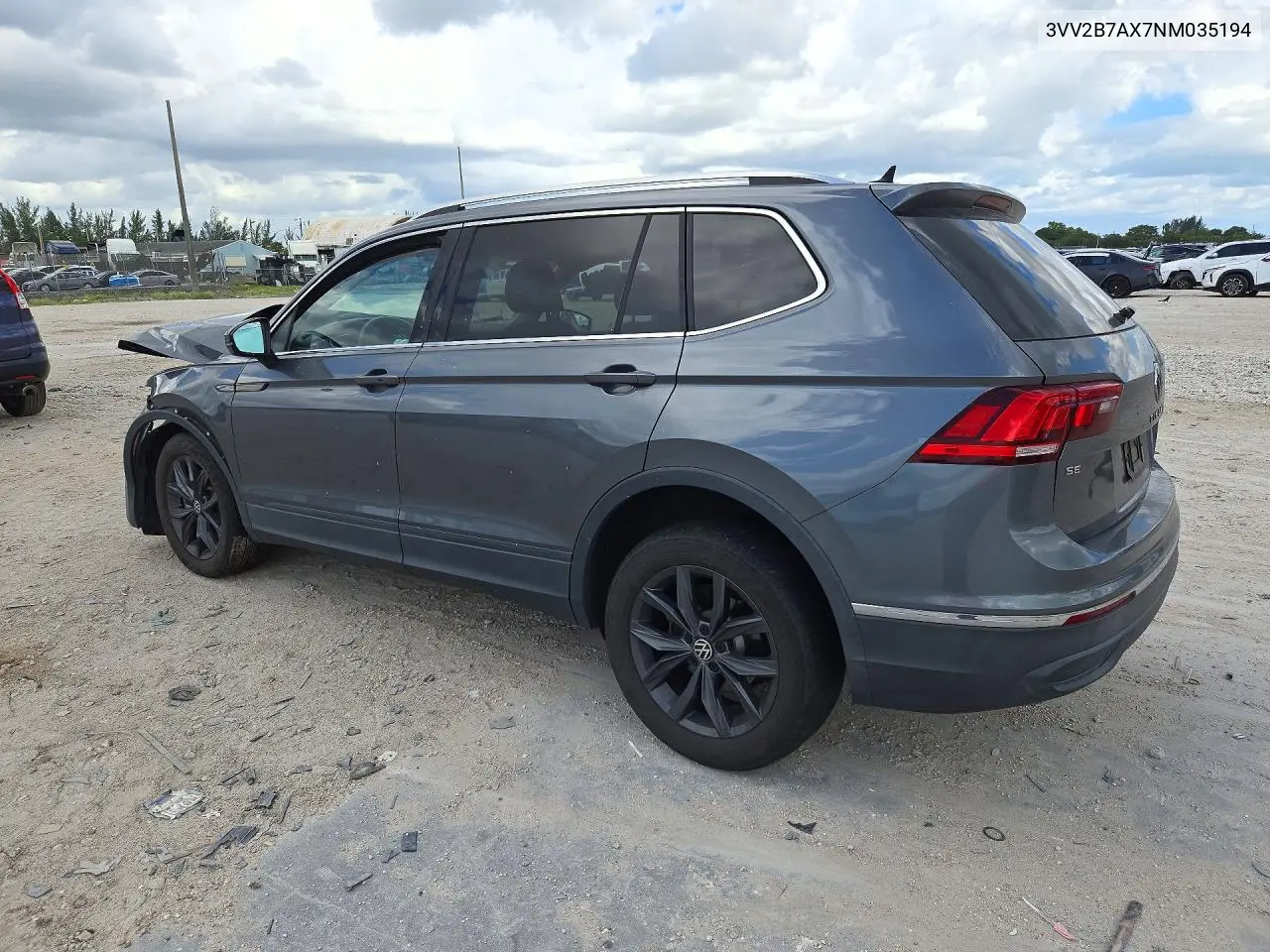2022 VOLKSWAGEN TIGUAN VIN 3VV2B7AX7NM035194 — фото 2