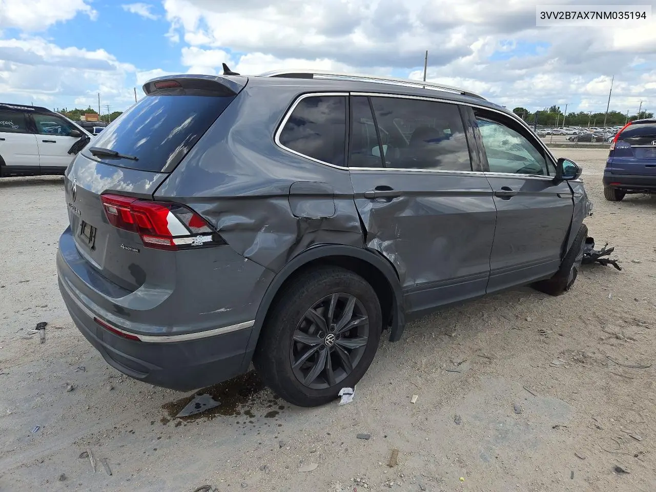 2022 VOLKSWAGEN TIGUAN VIN 3VV2B7AX7NM035194 — фото 3
