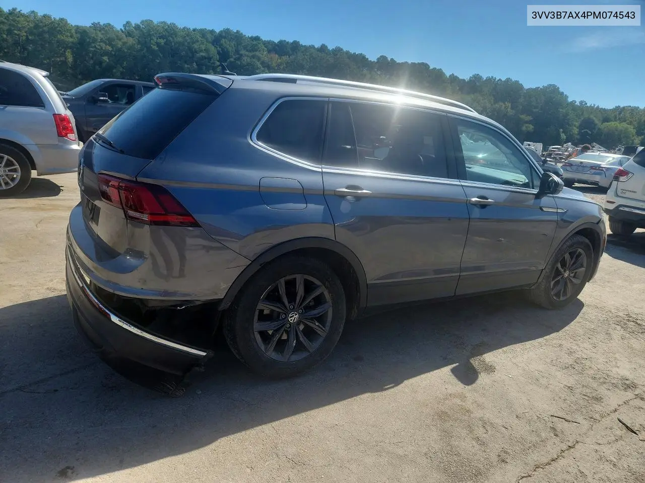 2023 VOLKSWAGEN TIGUAN VIN 3VV3B7AX4PM074543 — фото 3