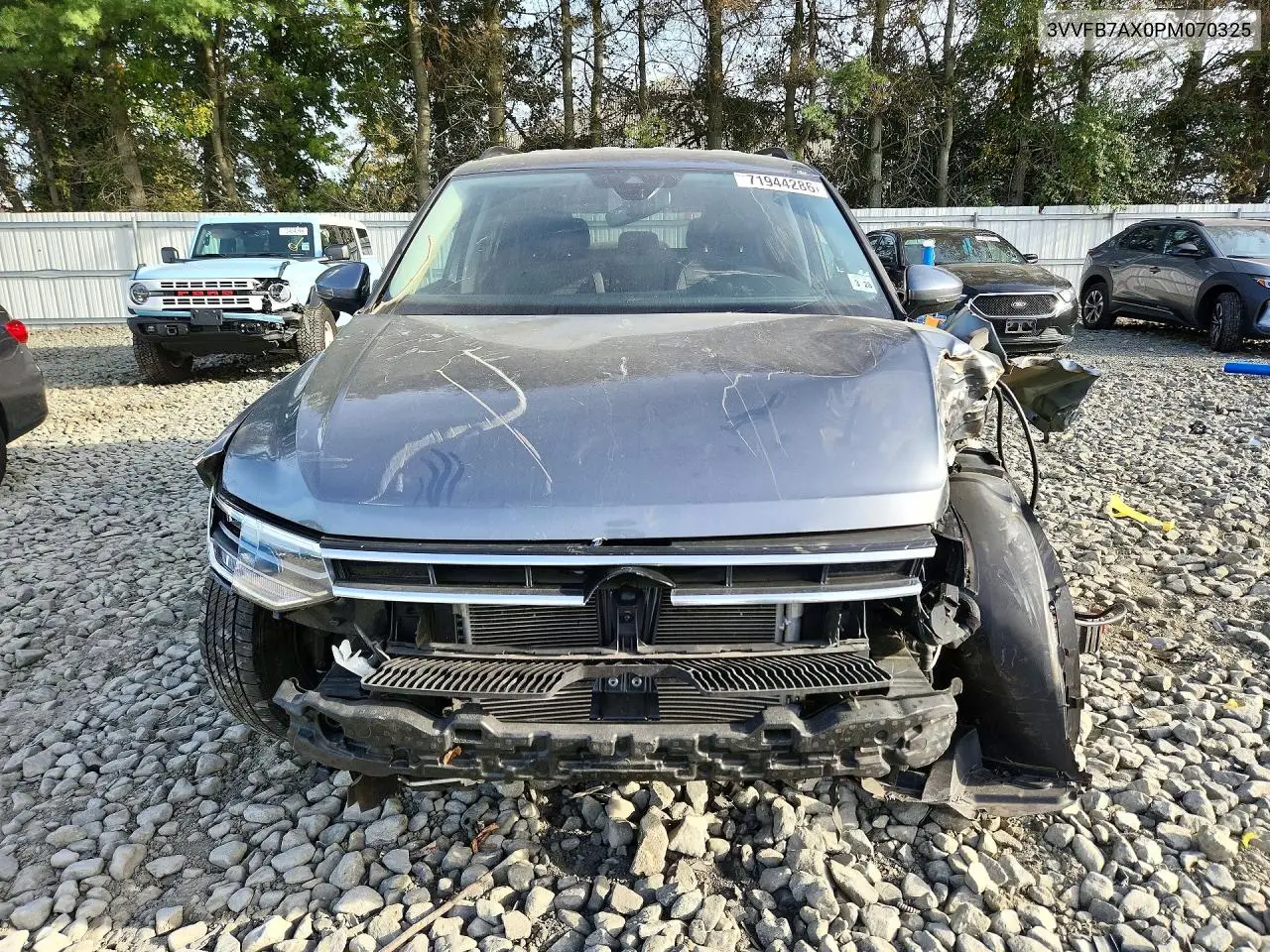 2023 VOLKSWAGEN TIGUAN VIN 3VVFB7AX0PM070325 — фото 5