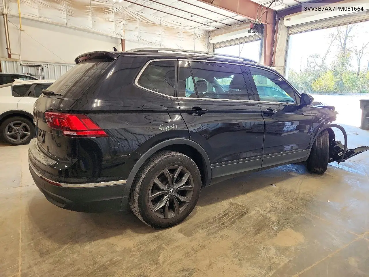 2023 VOLKSWAGEN TIGUAN VIN 3VV3B7AX7PM081664 — фото 3