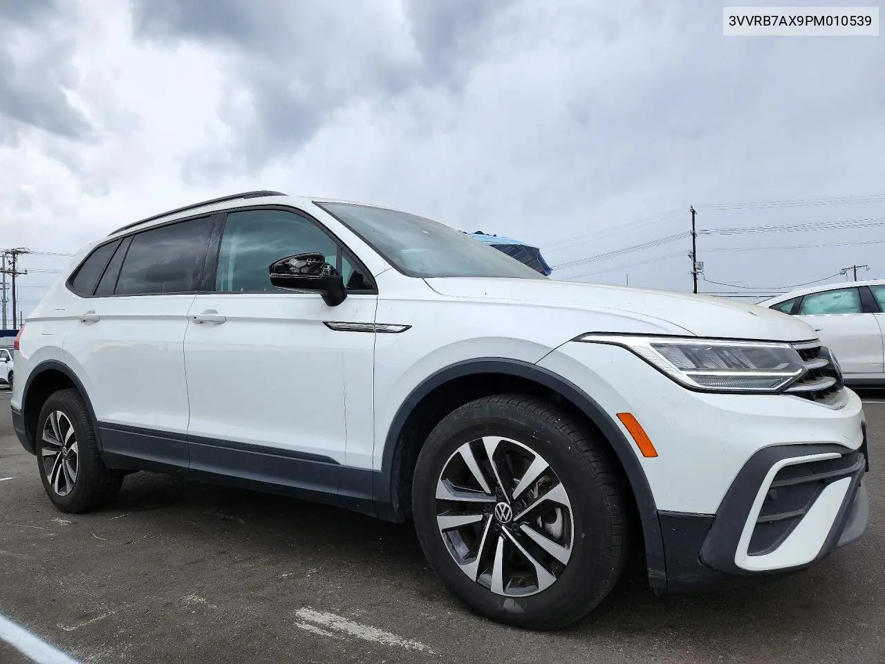 2023 VOLKSWAGEN TIGUAN VIN 3VVRB7AX9PM010539 — фото 4