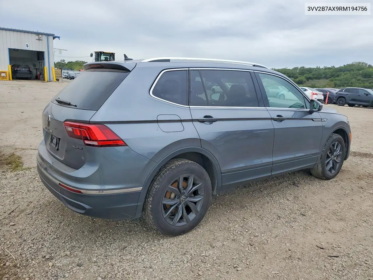 2024 VOLKSWAGEN TIGUAN VIN 3VV2B7AX9RM194756 — фото 3