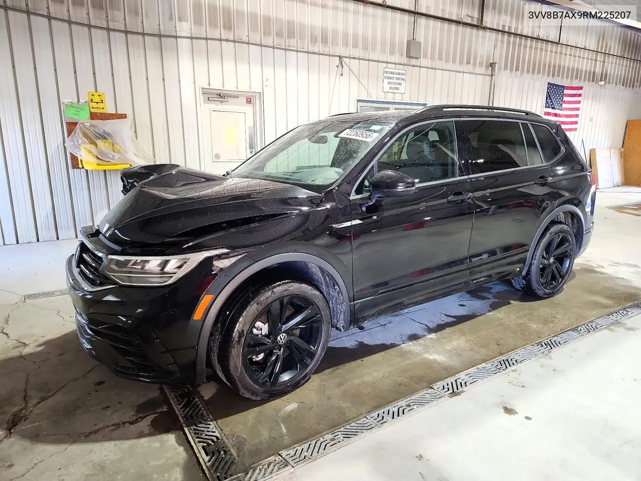 VOLKSWAGEN TIGUAN 2024, VIN 3VV8B7AX9RM225207