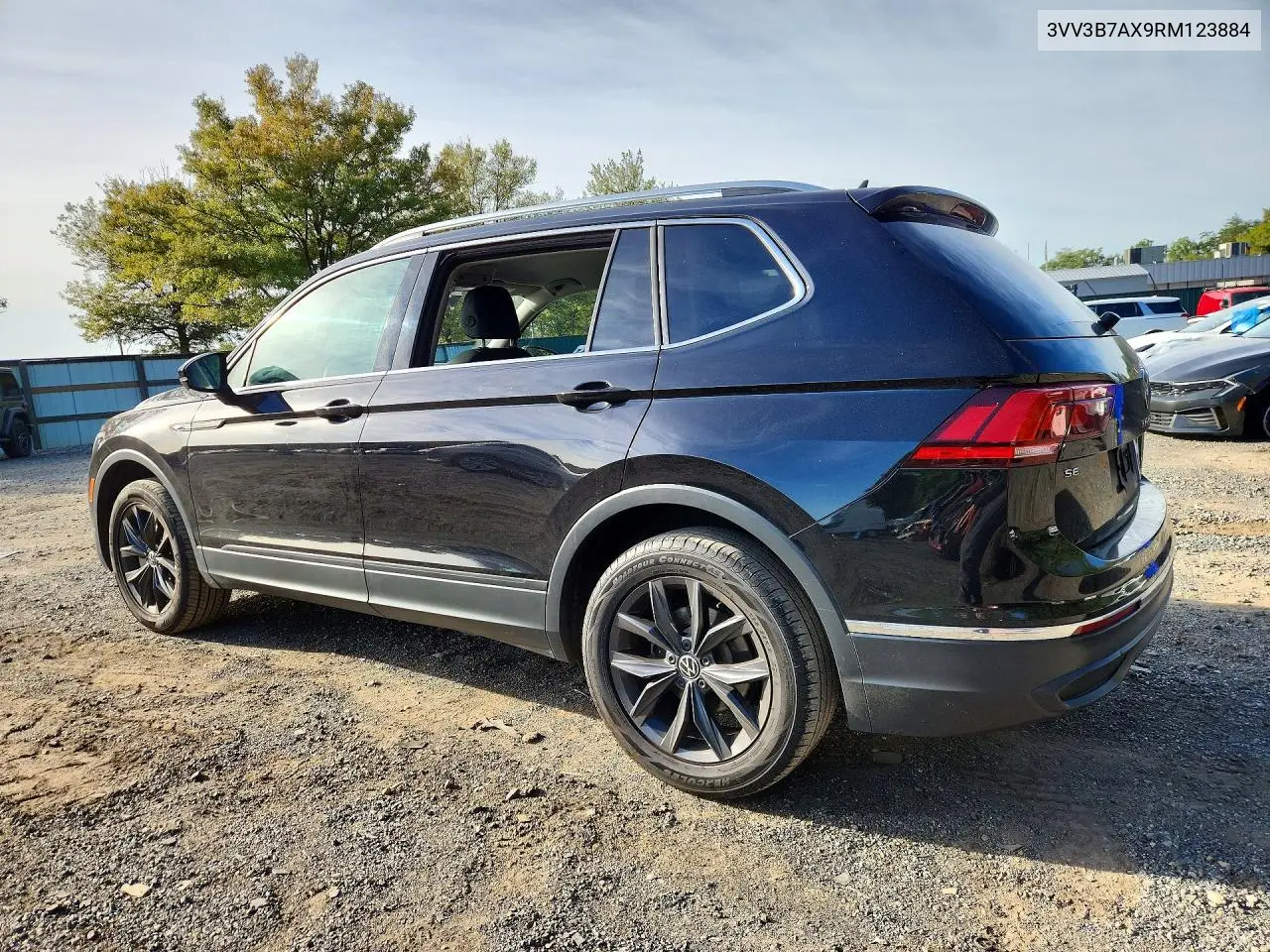 2024 VOLKSWAGEN TIGUAN VIN 3VV3B7AX9RM123884 — фото 2