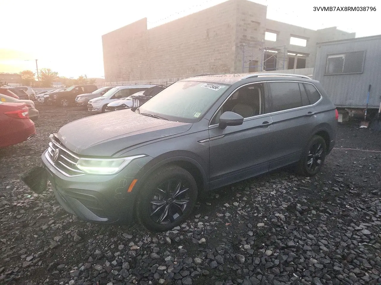 VOLKSWAGEN TIGUAN 2024, VIN 3VVMB7AX8RM038796