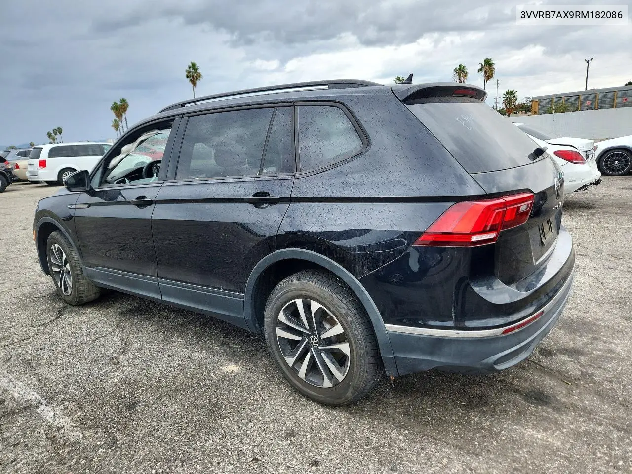 2024 VOLKSWAGEN TIGUAN VIN 3VVRB7AX9RM182086 — фото 2