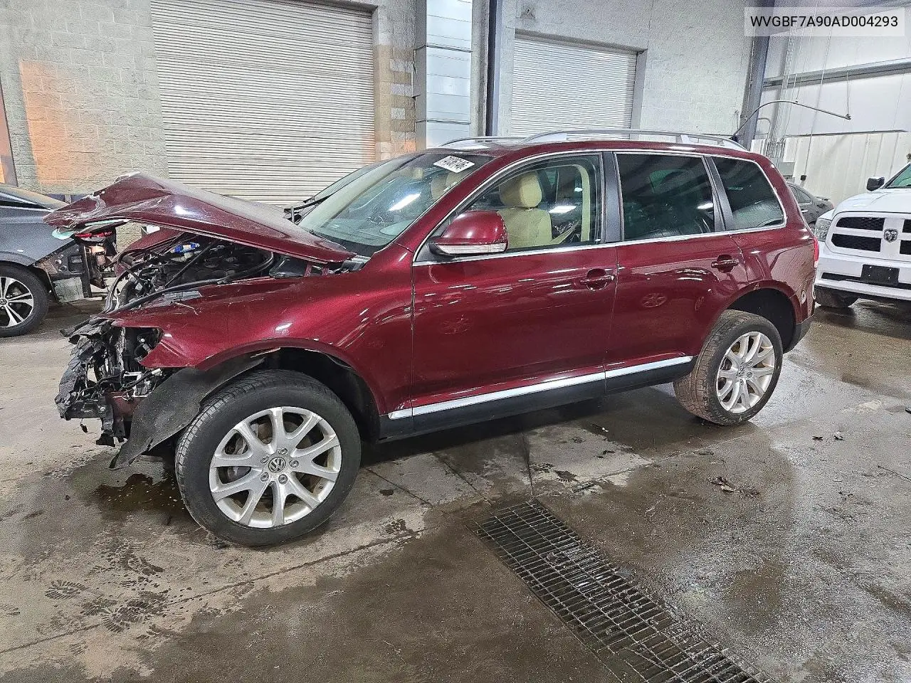 VOLKSWAGEN TOUAREG 2010, VIN WVGBF7A90AD004293