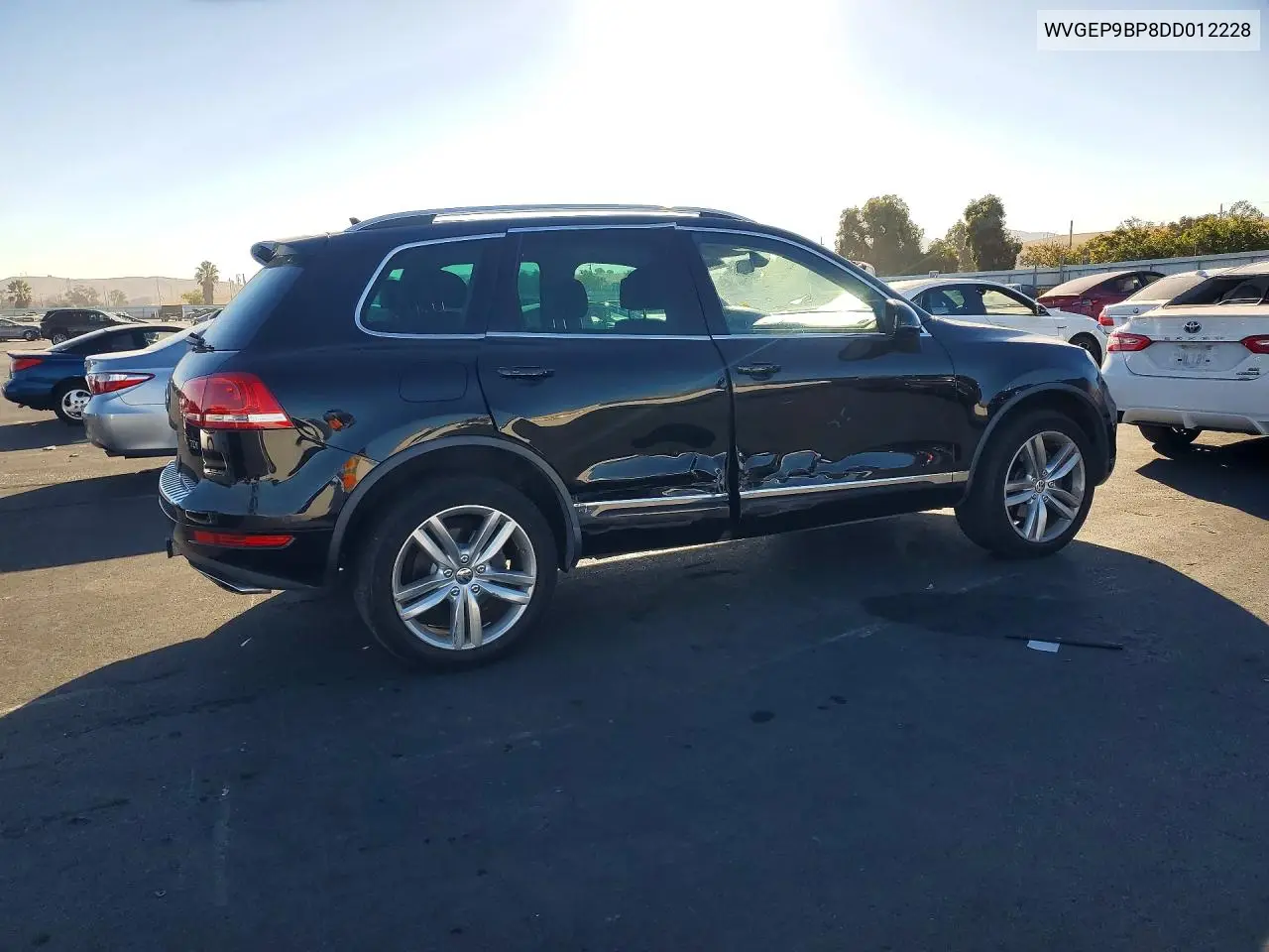 2013 VOLKSWAGEN TOUAREG VIN WVGEP9BP8DD012228 — фото 3