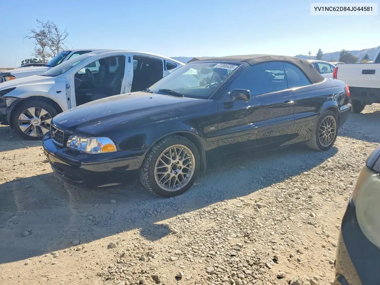 VOLVO C70 2004, VIN YV1NC62D84J044581