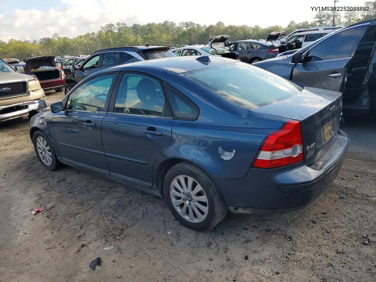 2005 VOLVO S40 VIN YV1MS382252088882 — фото 2