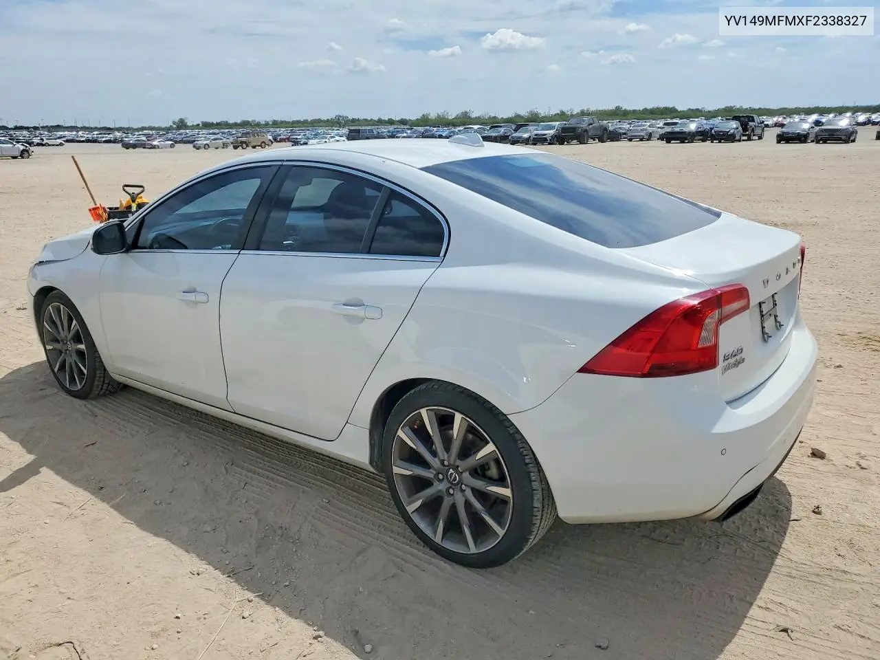 2015 VOLVO S60 VIN YV149MFMXF2338327 — фото 2