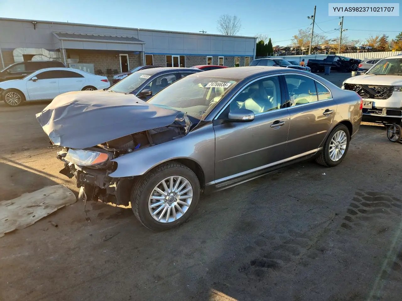 VOLVO S80 2007, VIN YV1AS982371021707