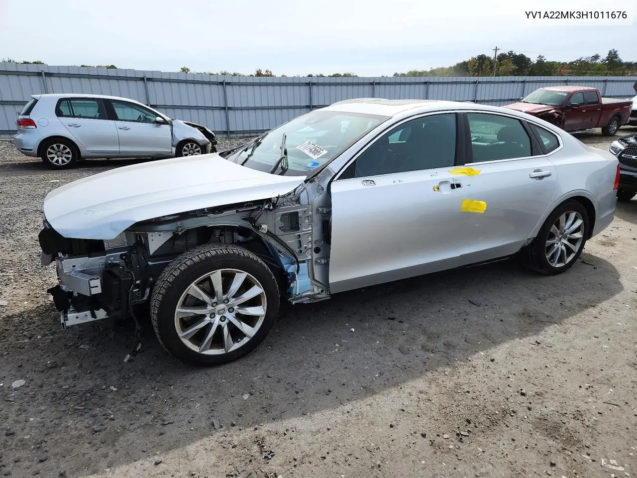 VOLVO S90 2017, VIN YV1A22MK3H1011676