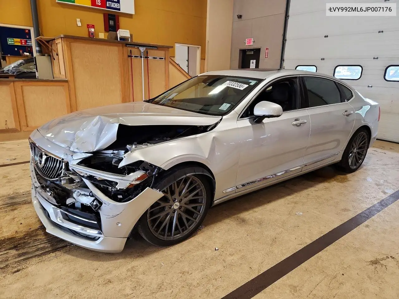 VOLVO S90 2018, VIN LVY992ML6JP007176