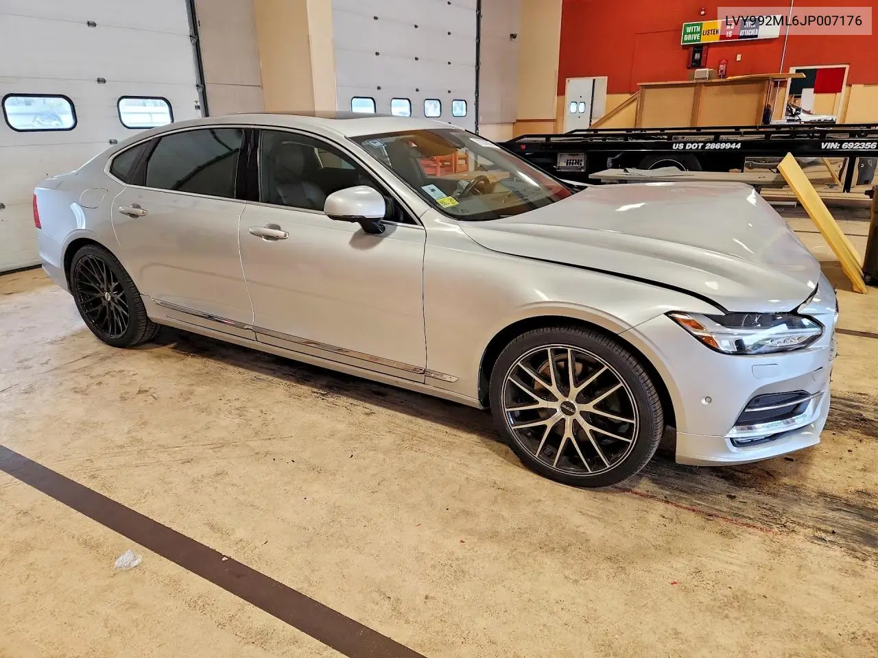 2018 VOLVO S90 VIN LVY992ML6JP007176 — фото 4