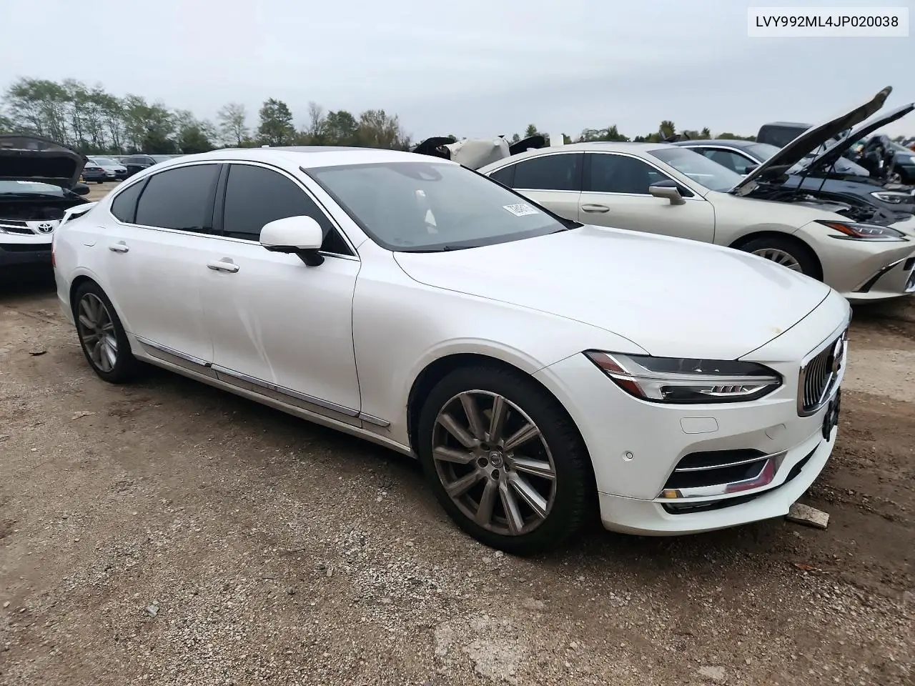 2018 VOLVO S90 VIN LVY992ML4JP020038 — фото 4