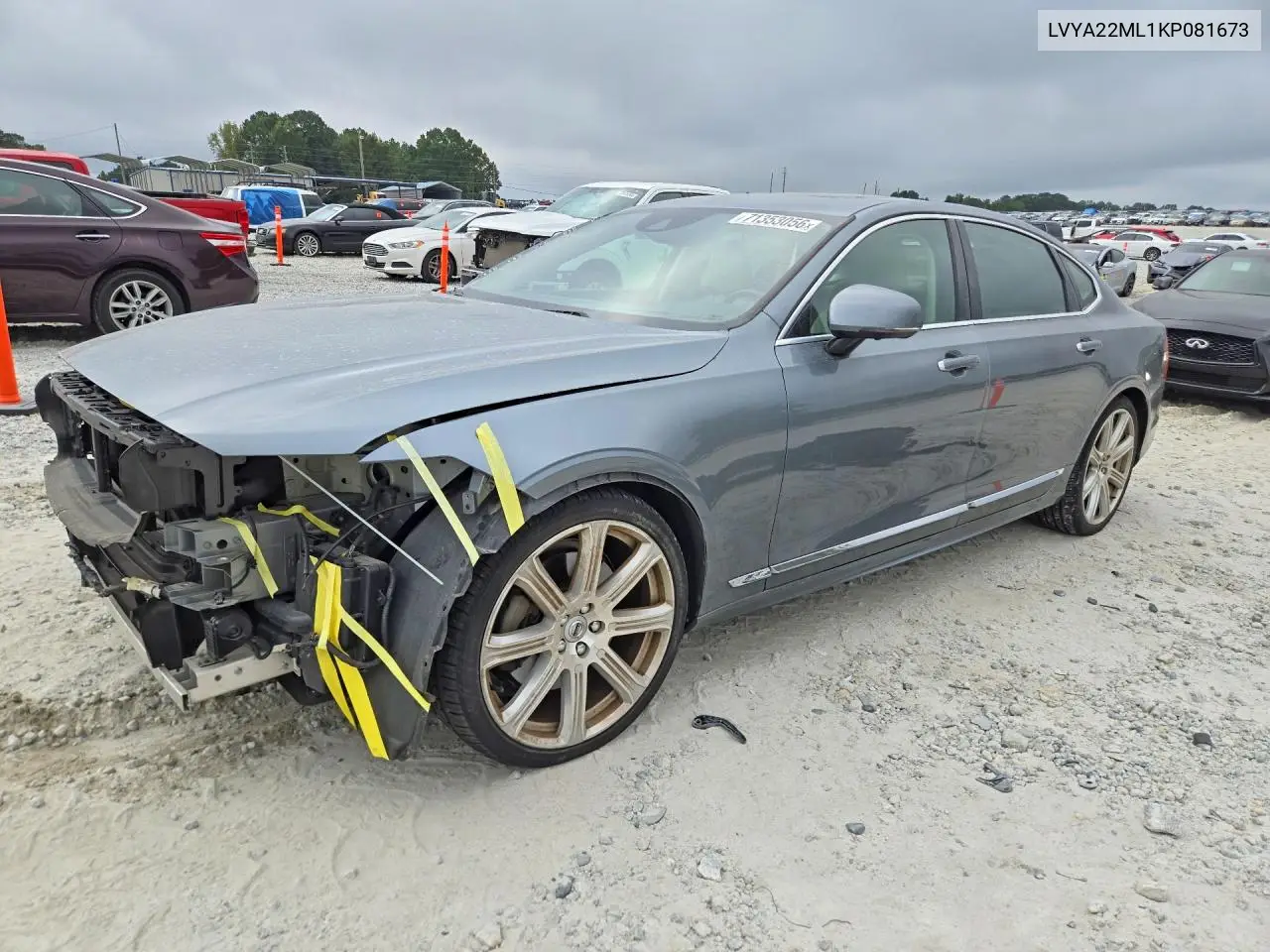 VOLVO S90 2019, VIN LVYA22ML1KP081673