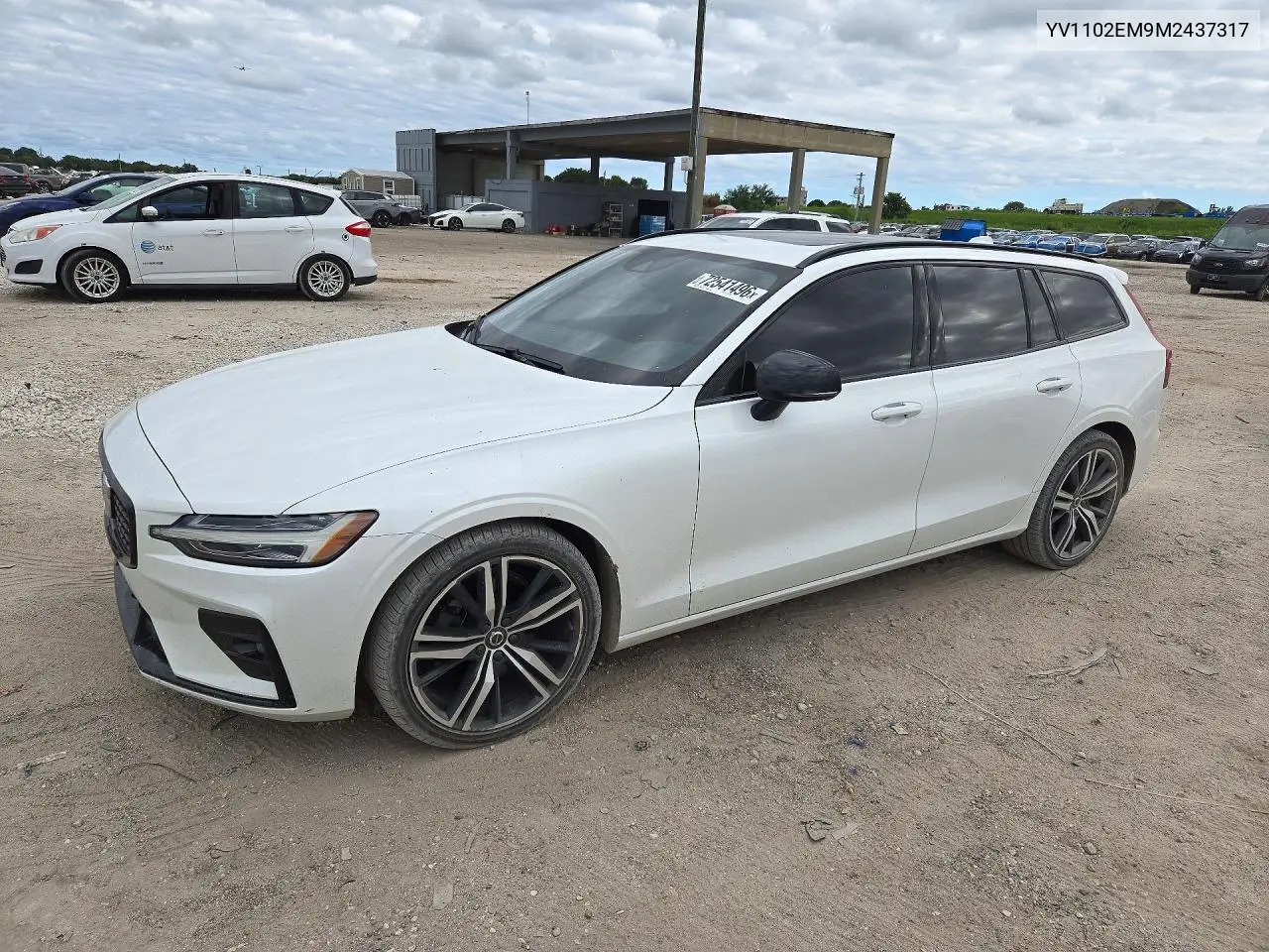 VOLVO V60 2021, VIN YV1102EM9M2437317