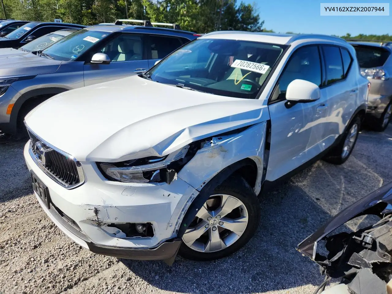 VOLVO XC40 2019, VIN YV4162XZ2K2007944