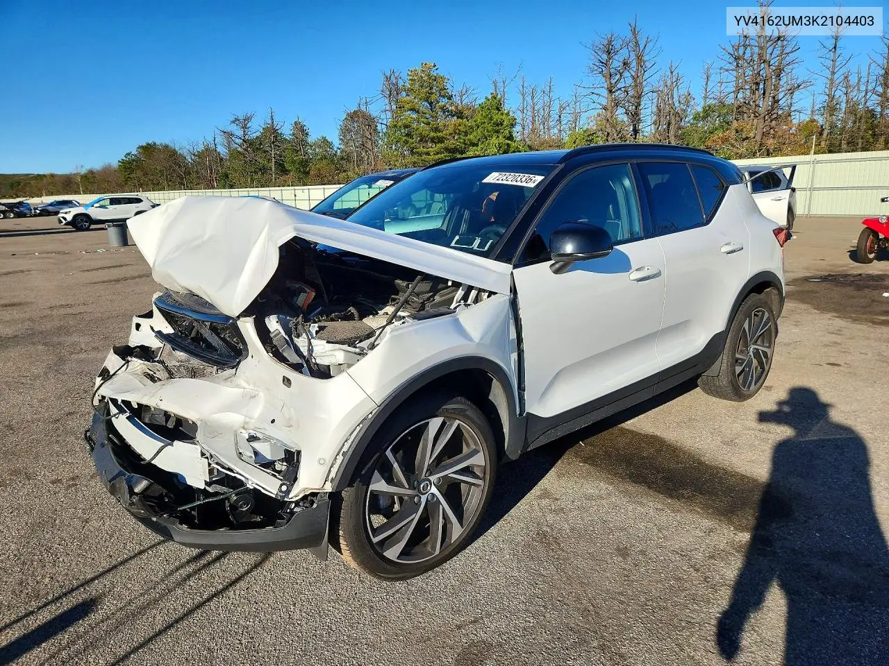 VOLVO XC40 2019, VIN YV4162UM3K2104403