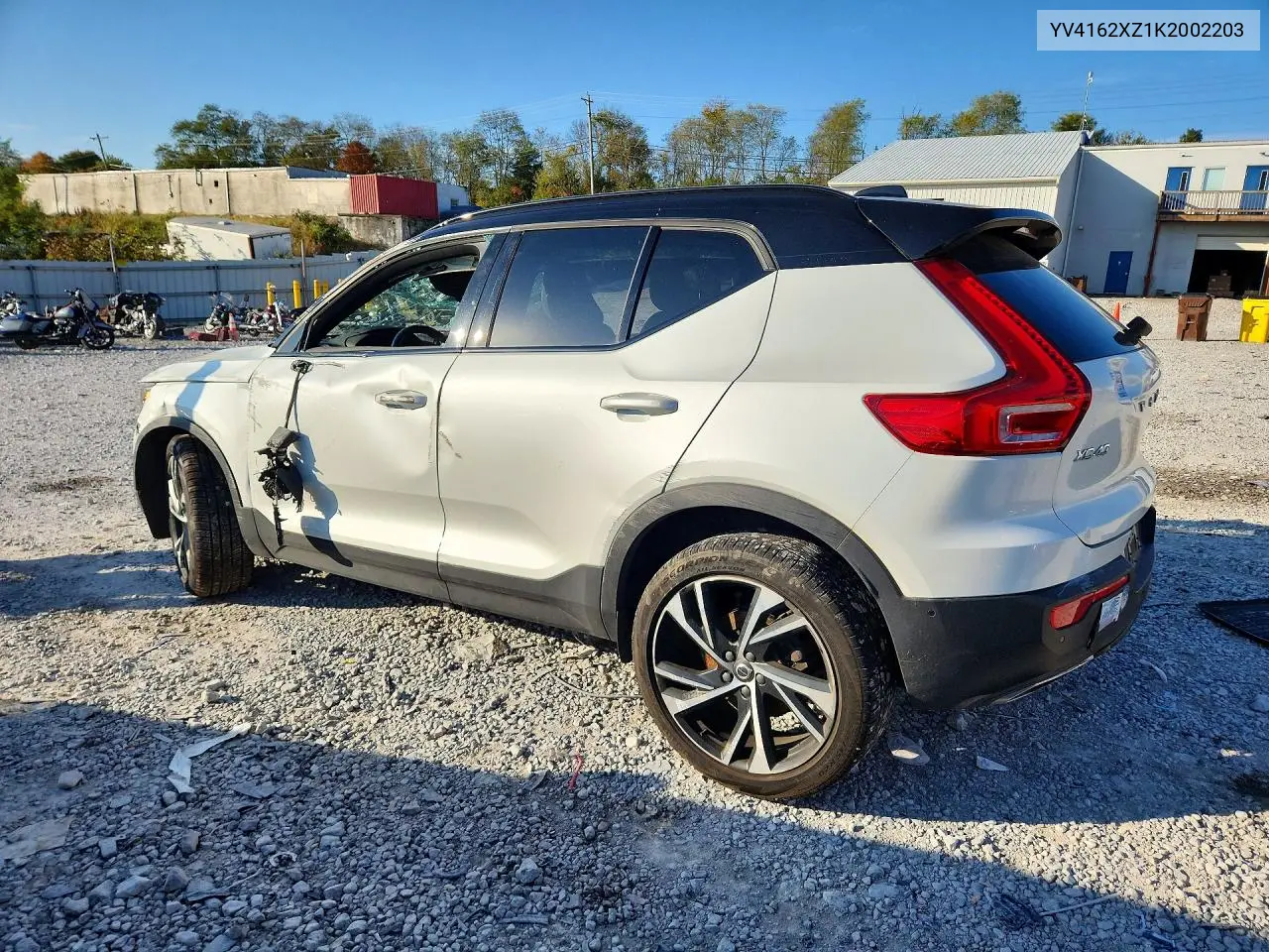 2019 VOLVO XC40 VIN YV4162XZ1K2002203 — фото 2