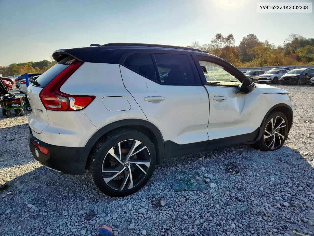 2019 VOLVO XC40 VIN YV4162XZ1K2002203 — фото 3