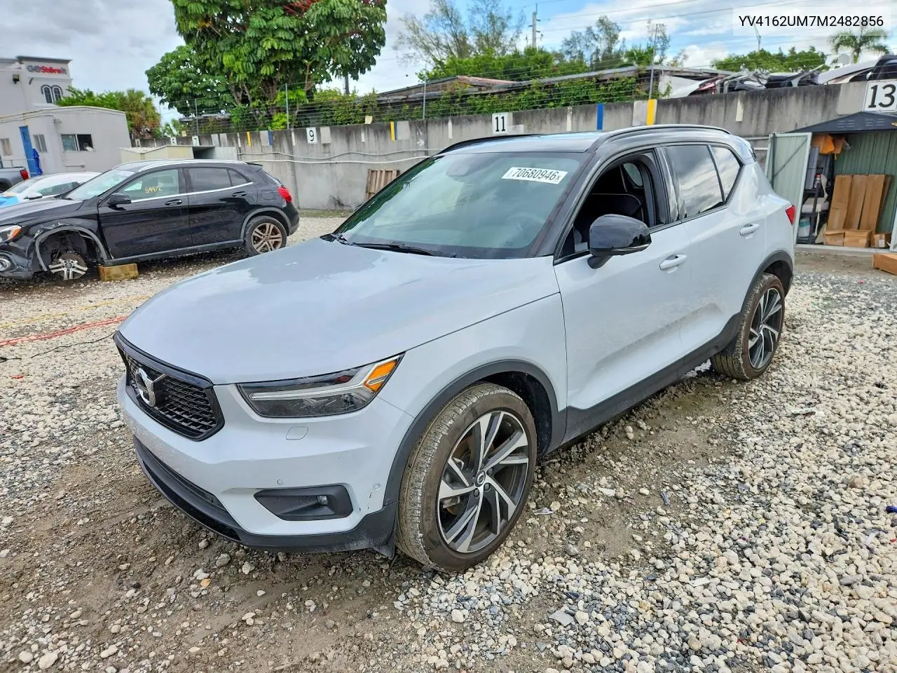 VOLVO XC40 2021, VIN YV4162UM7M2482856