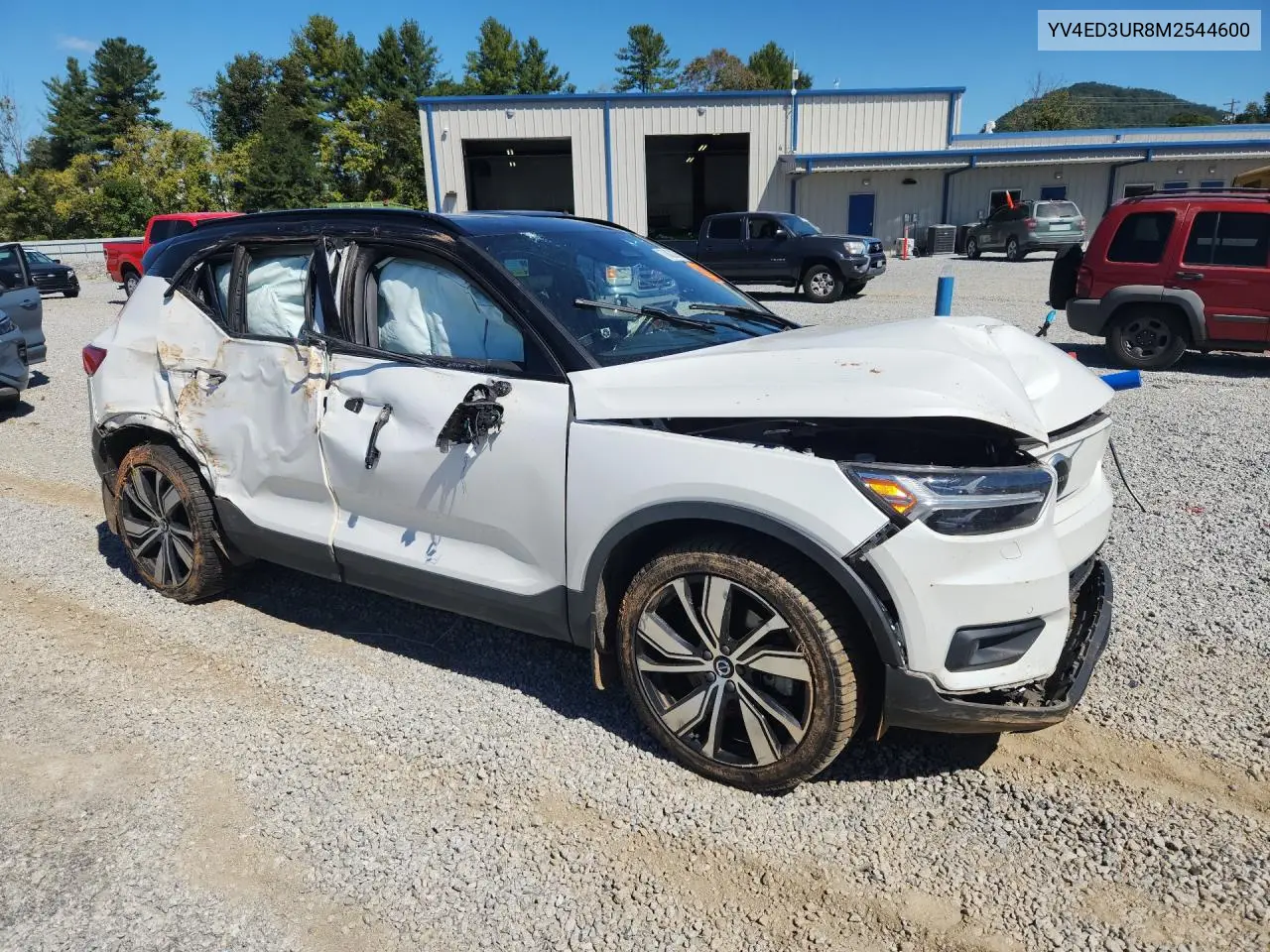 2021 VOLVO XC40 VIN YV4ED3UR8M2544600 — фото 4