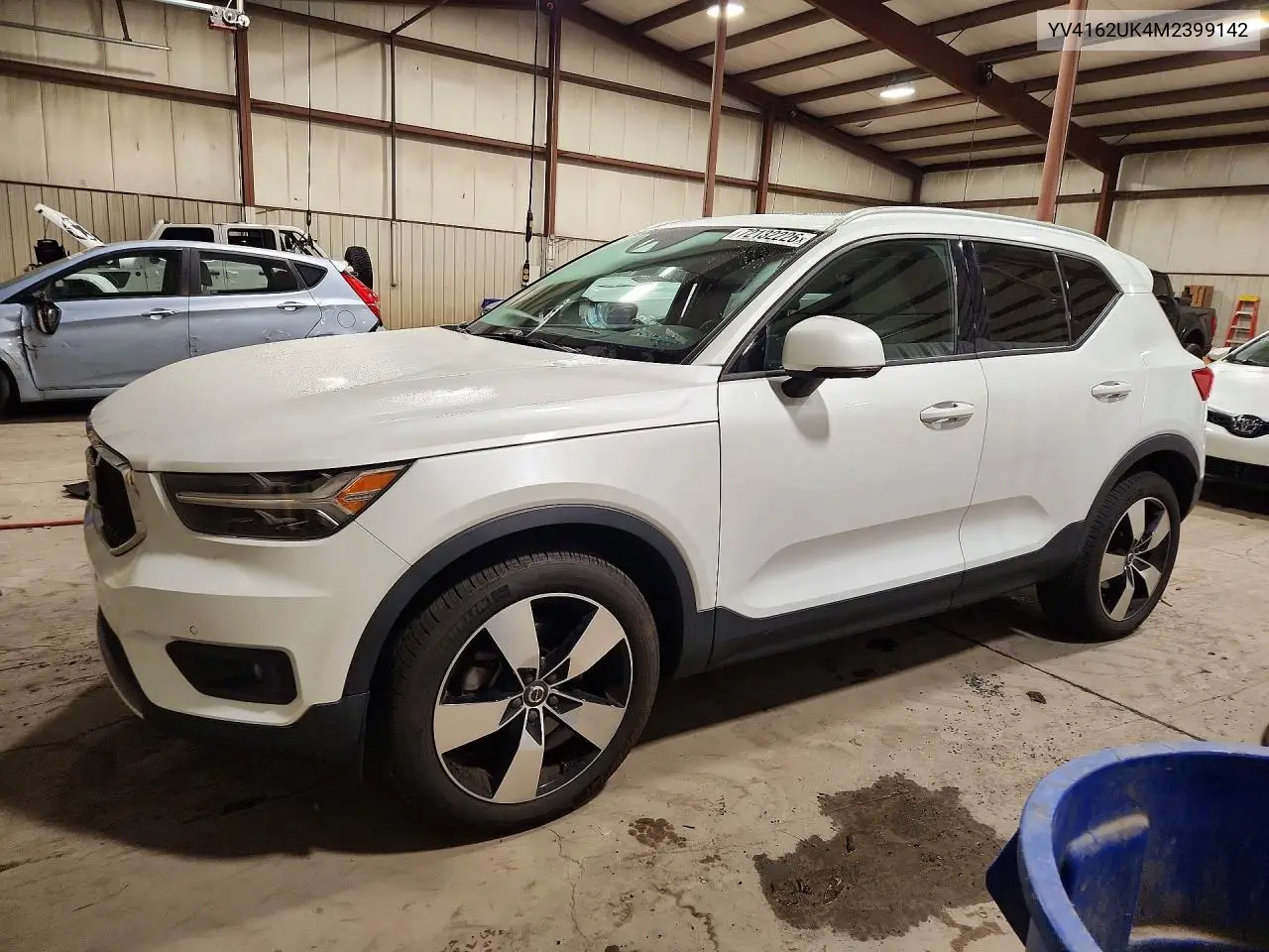 VOLVO XC40 2021, VIN YV4162UK4M2399142