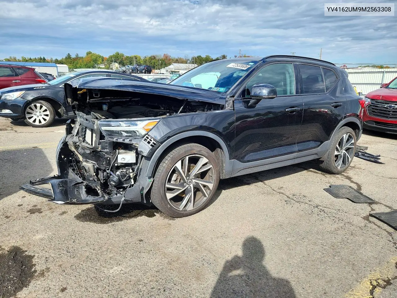 VOLVO XC40 2021, VIN YV4162UM9M2563308