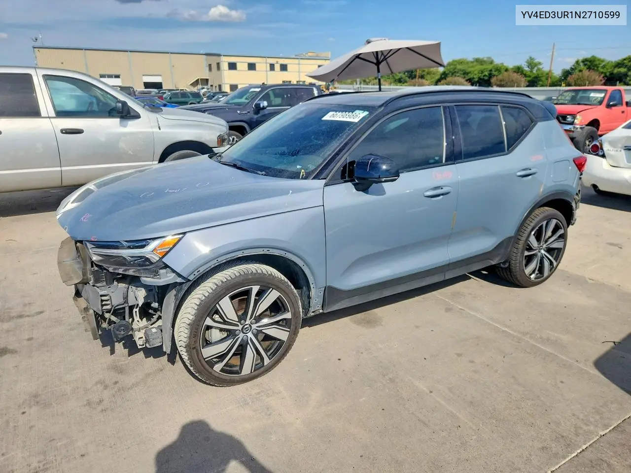 VOLVO XC40 2022, VIN YV4ED3UR1N2710599