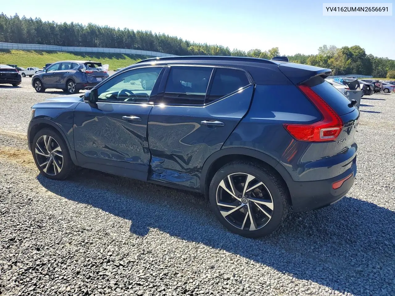 2022 VOLVO XC40 VIN YV4162UM4N2656691 — фото 2