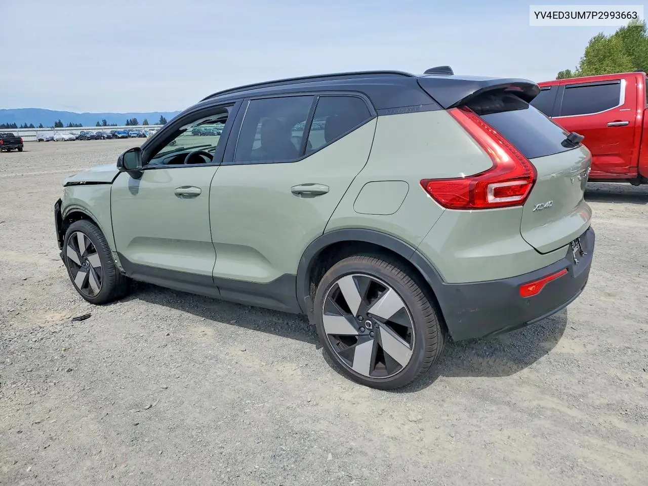 2023 VOLVO XC40 VIN YV4ED3UM7P2993663 — фото 2