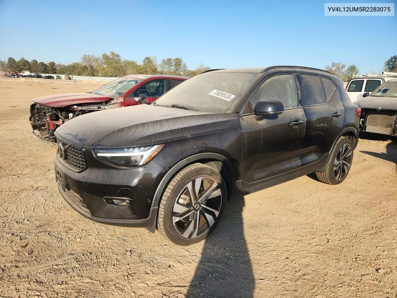 VOLVO XC40 2024, VIN YV4L12UM5R2283075