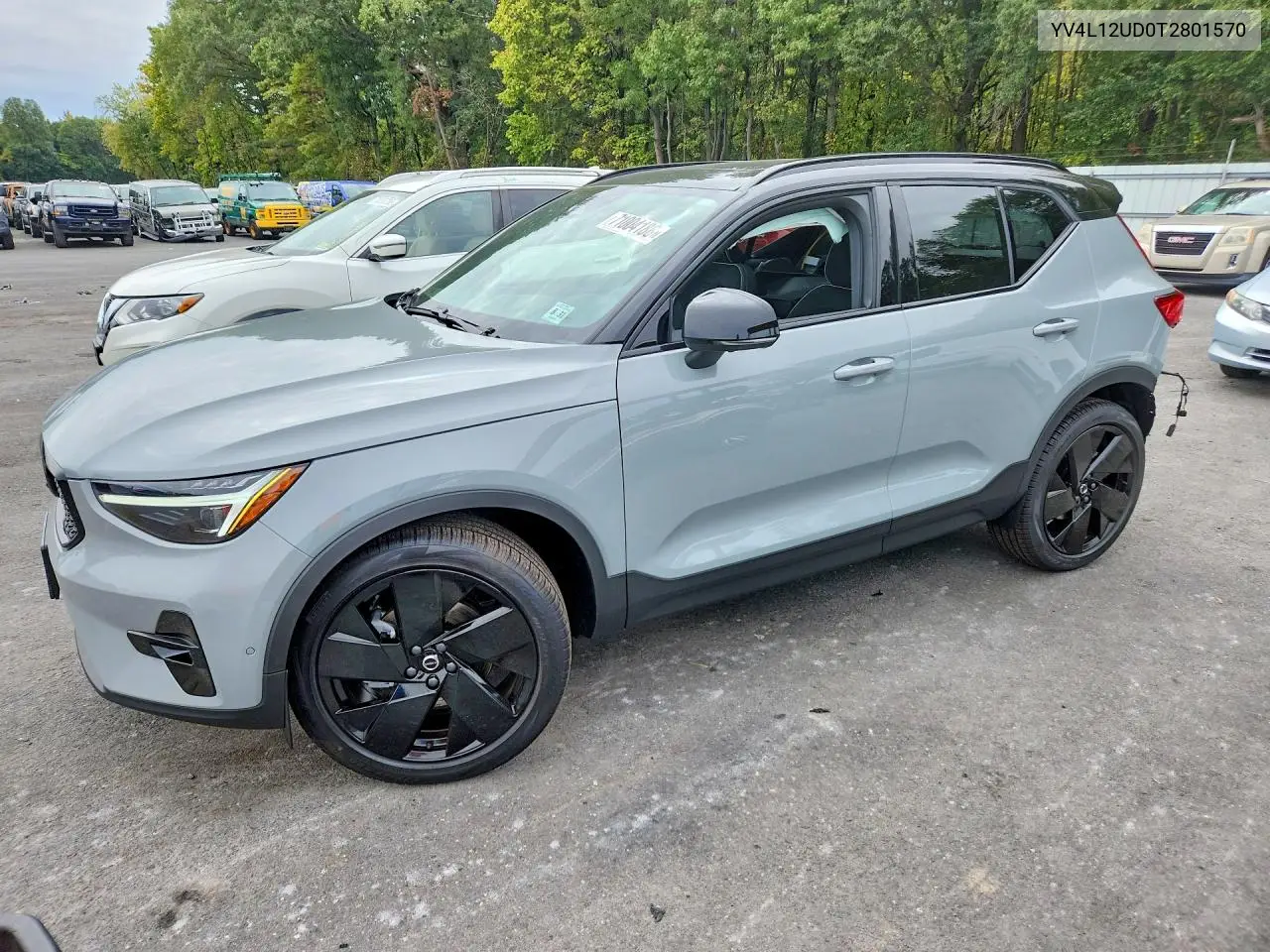 VOLVO XC40 2026, VIN YV4L12UD0T2801570