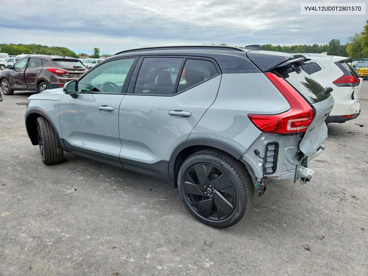 2026 VOLVO XC40 VIN YV4L12UD0T2801570 — фото 2