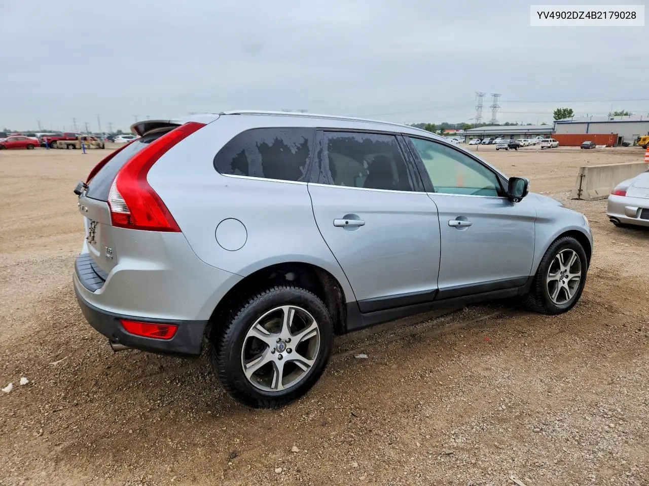 2011 VOLVO XC60 VIN YV4902DZ4B2179028 — фото 3
