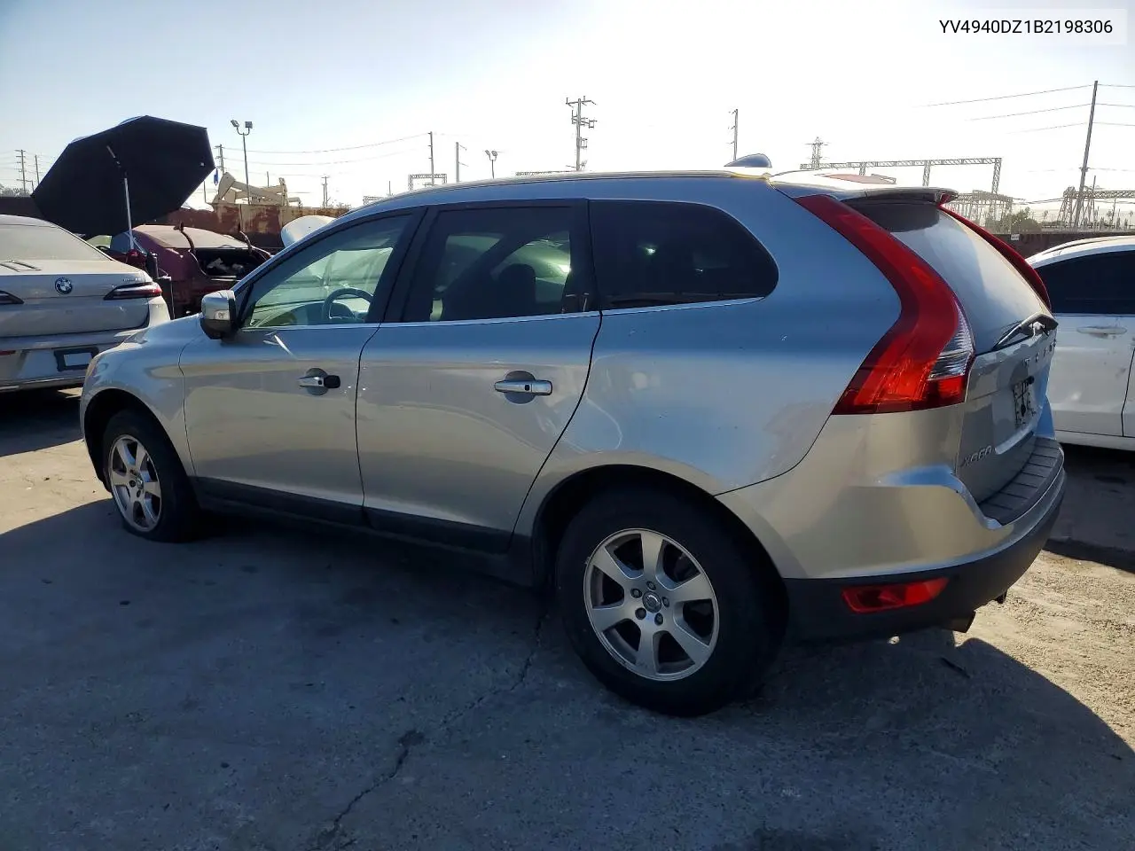 2011 VOLVO XC60 VIN YV4940DZ1B2198306 — фото 2