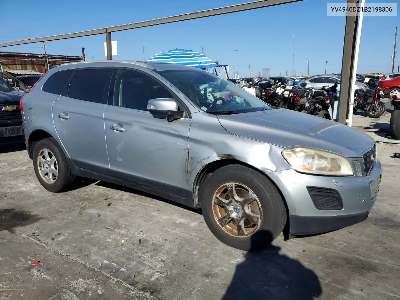 2011 VOLVO XC60 VIN YV4940DZ1B2198306 — фото 4