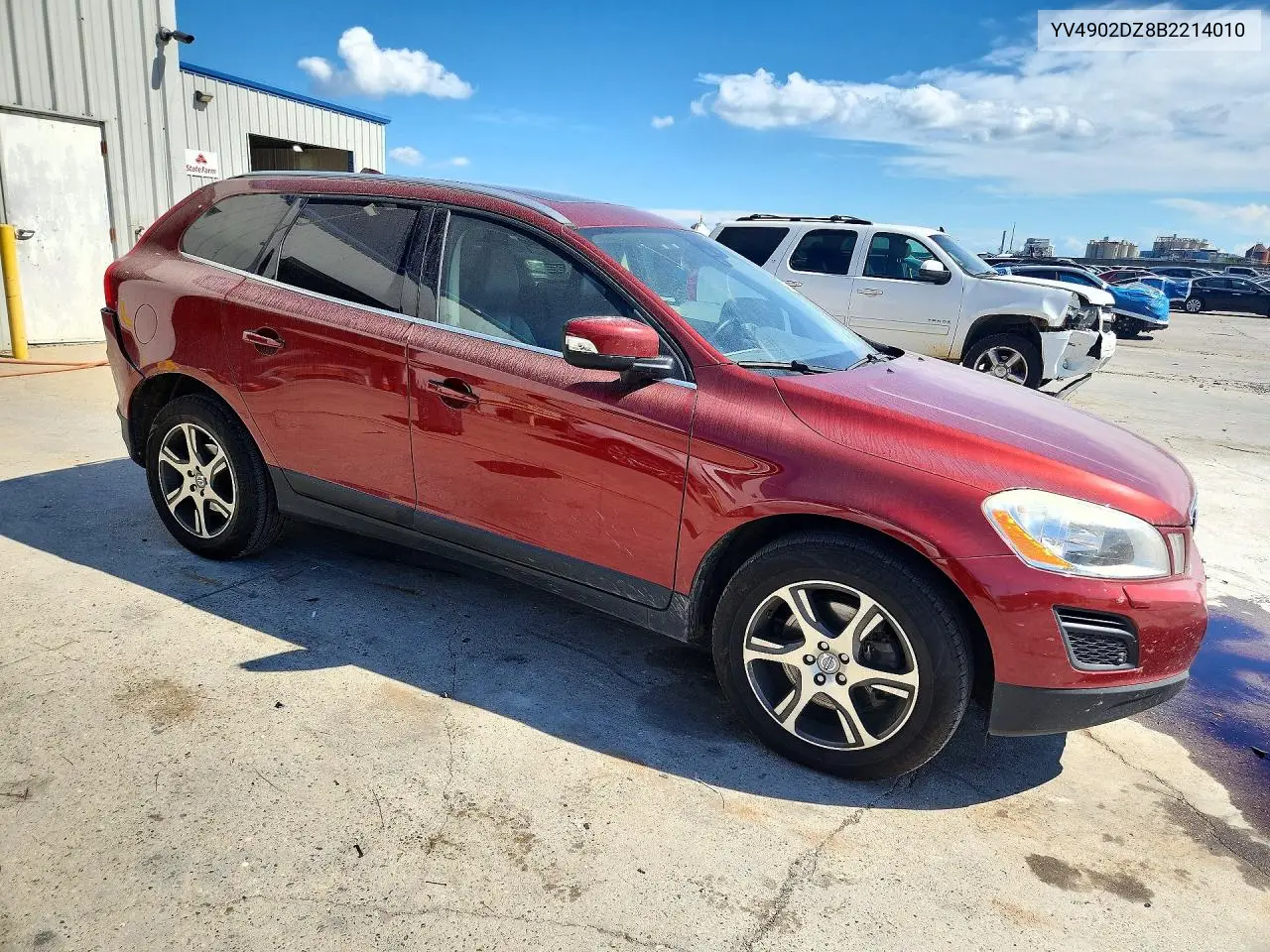 2011 VOLVO XC60 VIN YV4902DZ8B2214010 — фото 4