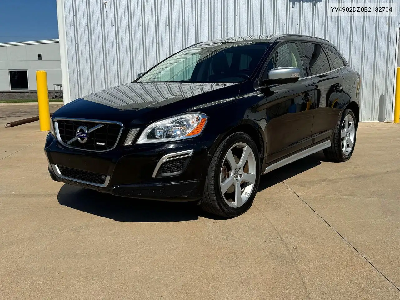 2011 VOLVO XC60 VIN YV4902DZ0B2182704 — фото 2