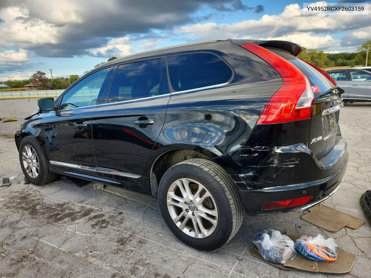 2015 VOLVO XC60 VIN YV4952RCXF2603159 — фото 2