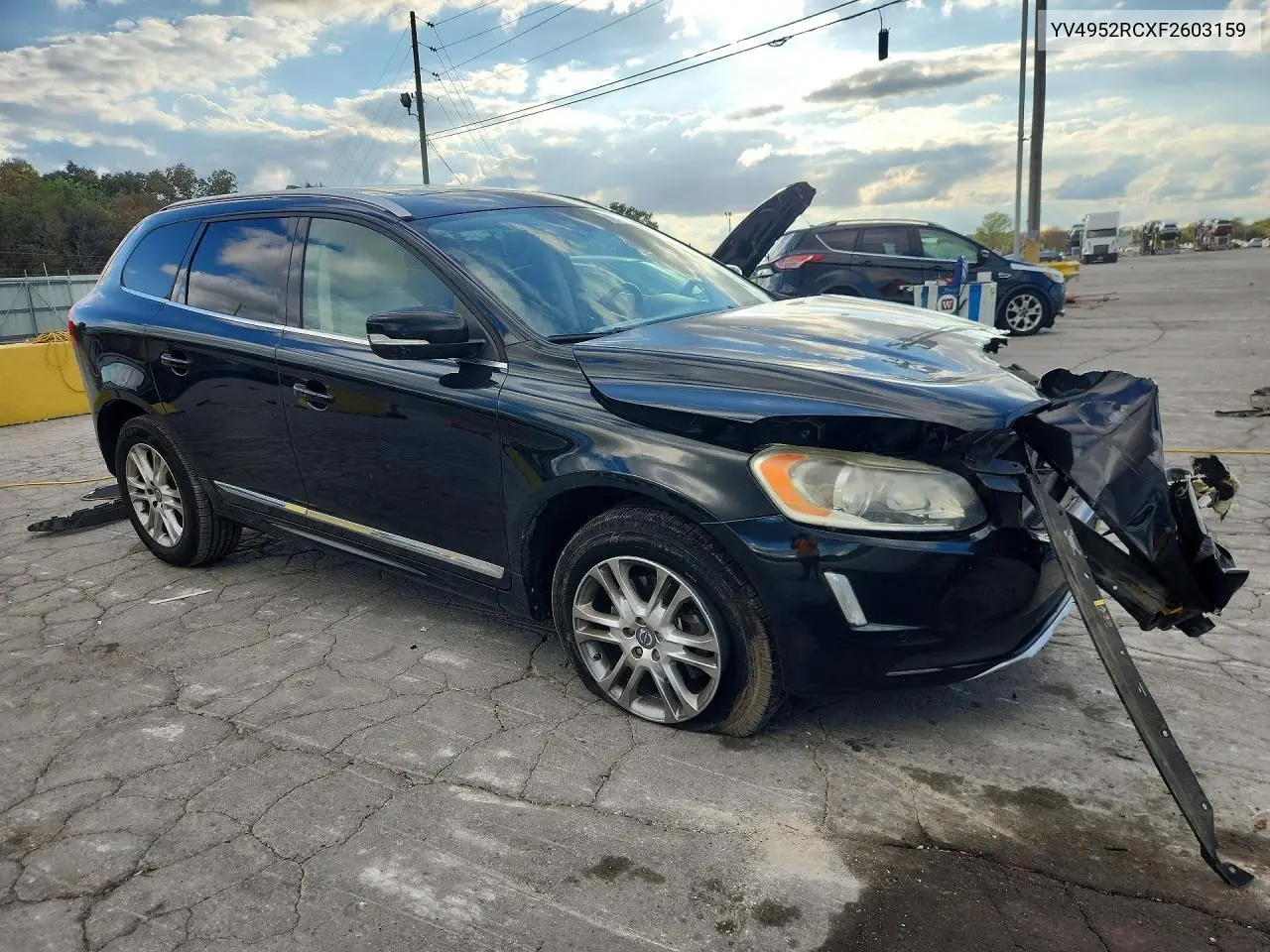 2015 VOLVO XC60 VIN YV4952RCXF2603159 — фото 4