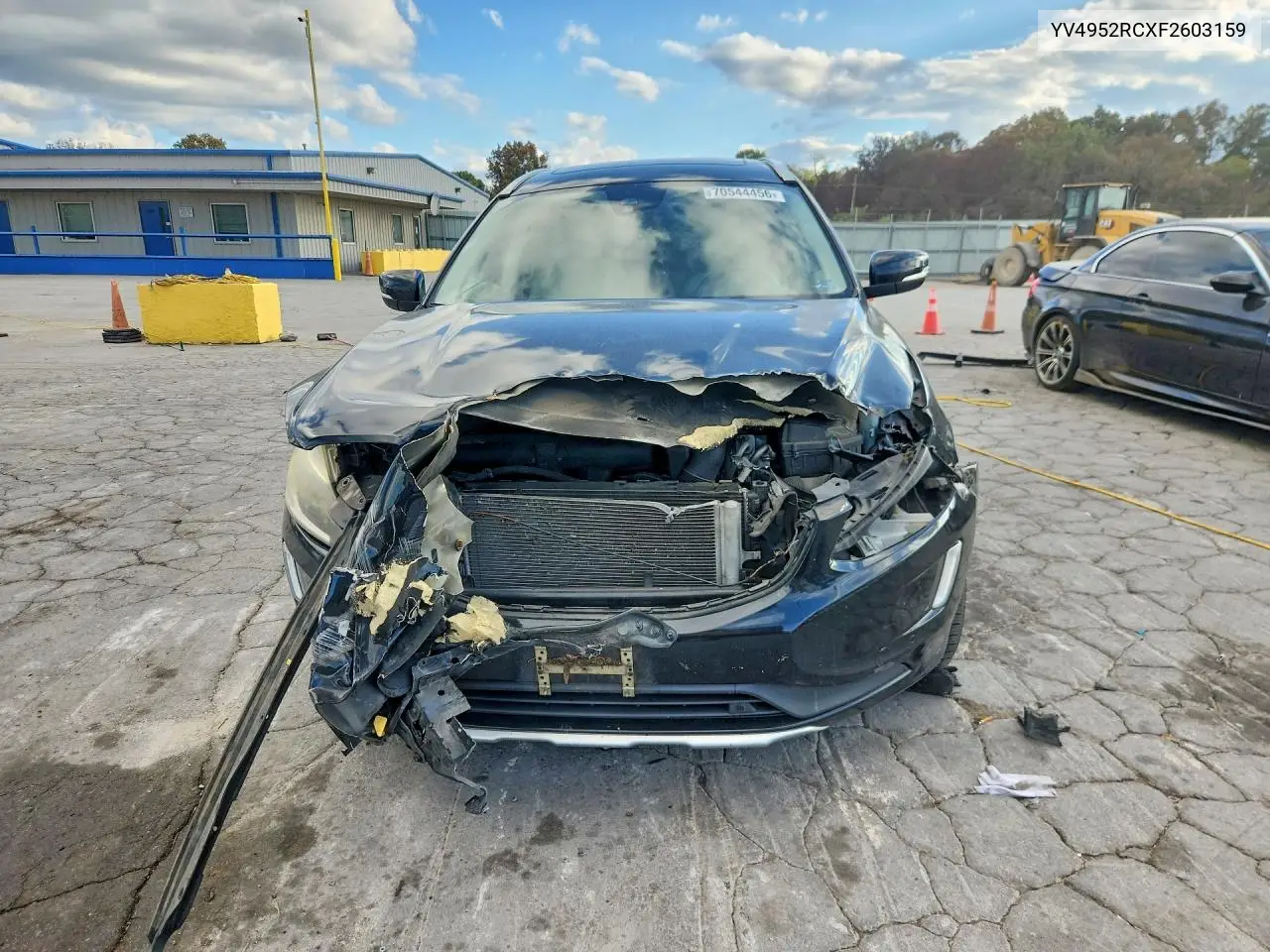2015 VOLVO XC60 VIN YV4952RCXF2603159 — фото 5